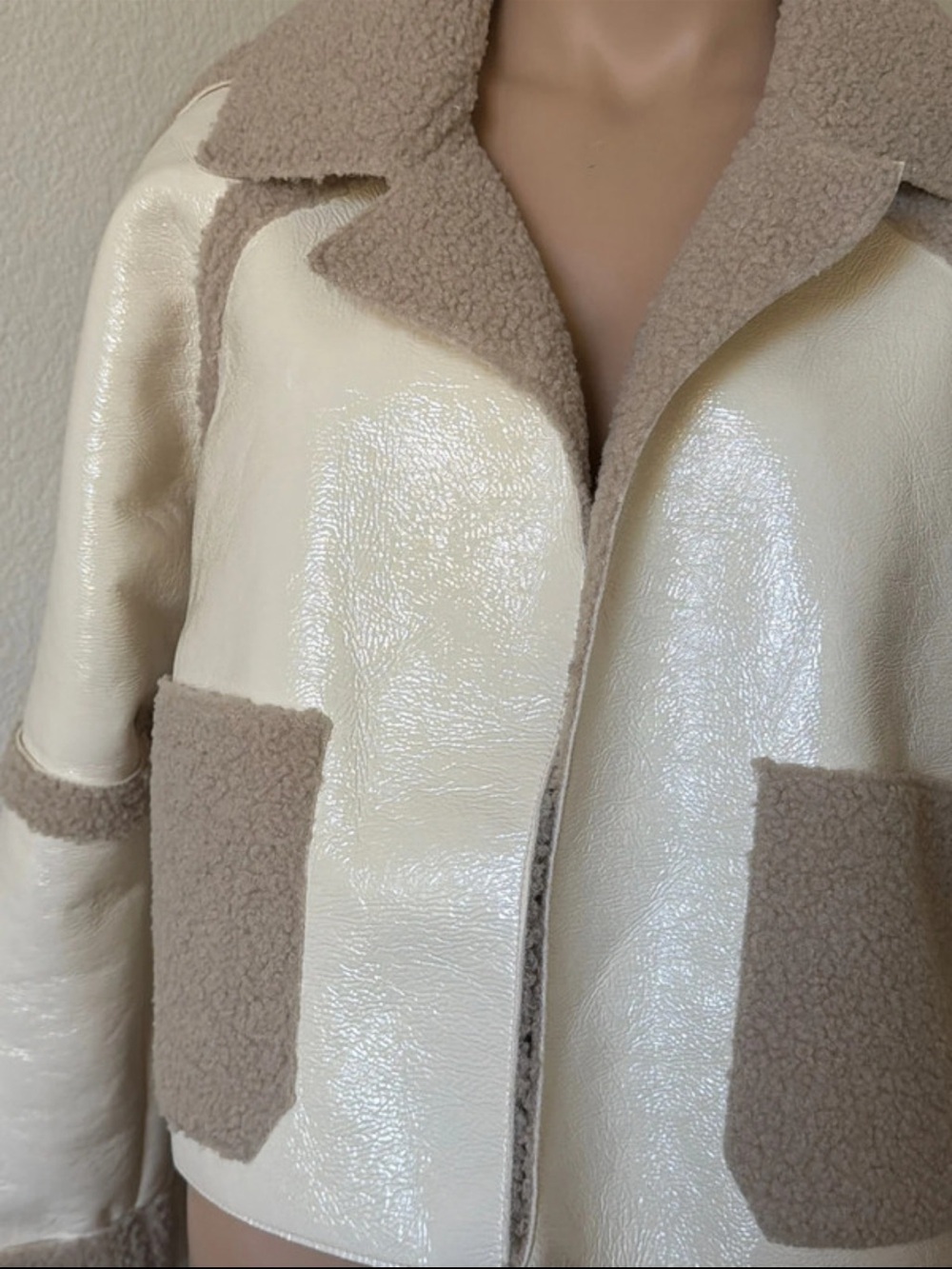 New Steve Madden Cream & Tan Faux Shearling Teddy Jacket - Women M VERY CUTE
